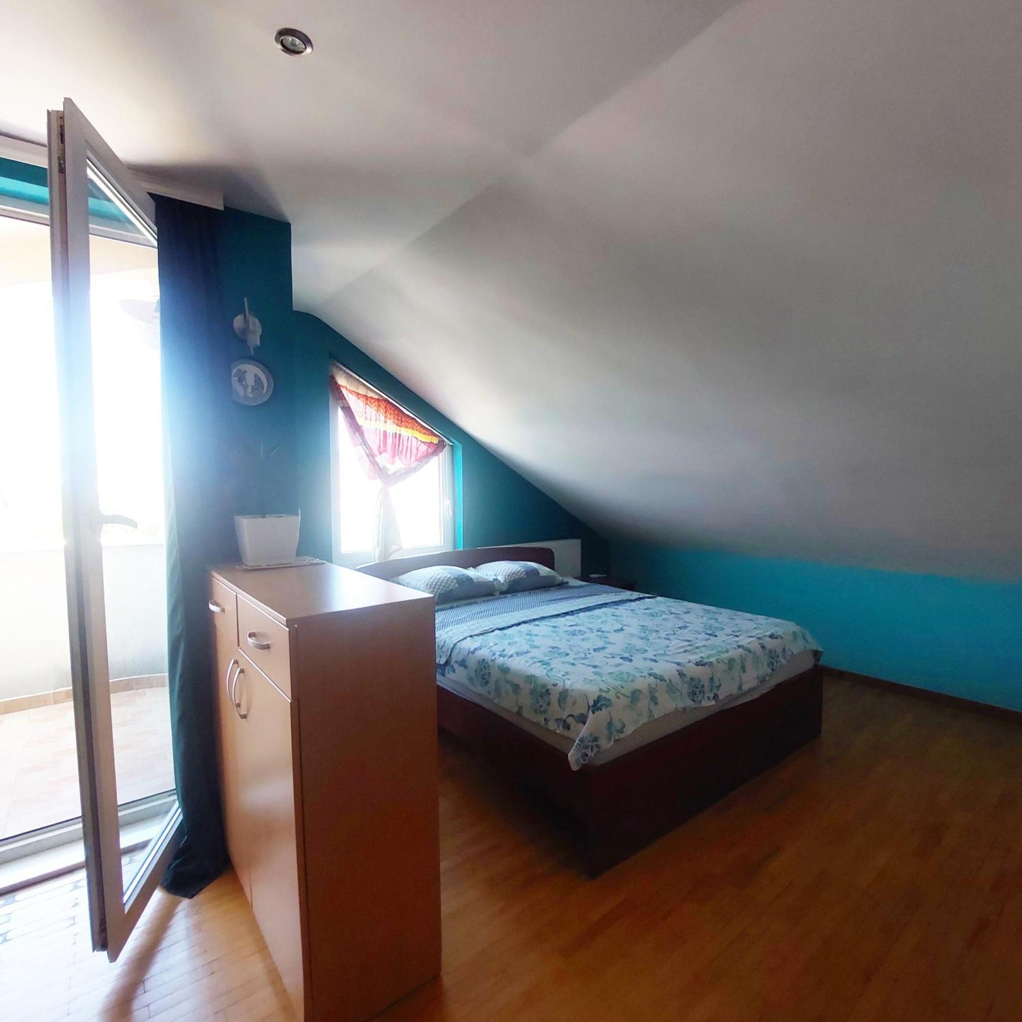 אוהריד Golden Age Hostel מראה חיצוני תמונה