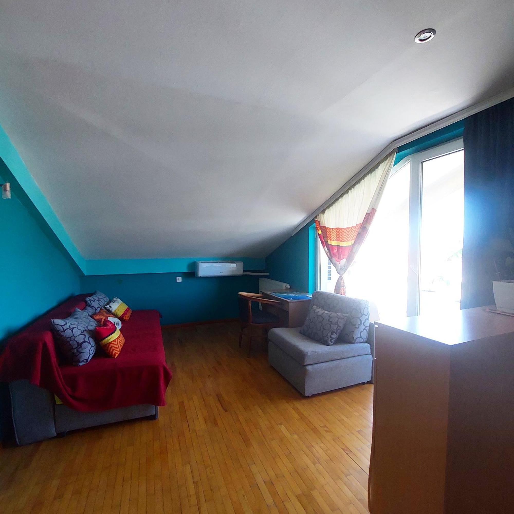אוהריד Golden Age Hostel מראה חיצוני תמונה